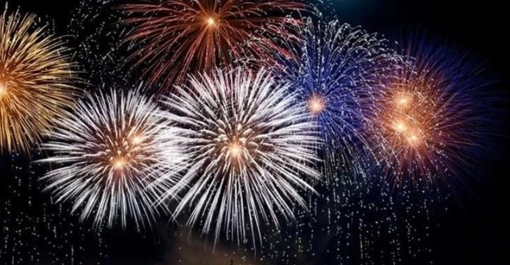 Cà Mau đồng loạt bắn pháo hoa tại 5 điểm đón giao thừa Tết Bính Ngọ 2026