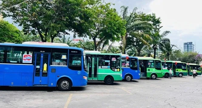 TPHCM thí điểm không in vé giấy trên 16 tuyến xe buýt