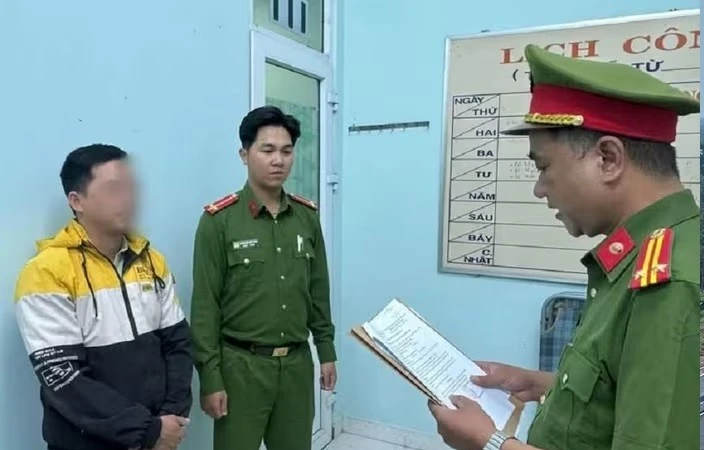 Đà Nẵng khởi tố bị can khai thác cát trái phép tại sông Cu Đê