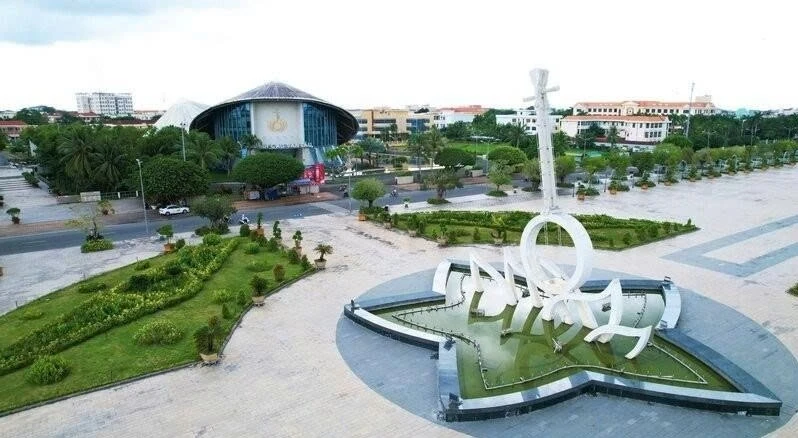 Du xuân xứ đờn ca: Hành trình tìm về bản sắc và di sản phương Nam