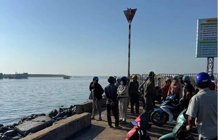 Tìm thấy thuyền trưởng mất tích trong vụ chìm tàu cá tại cửa biển La Gi