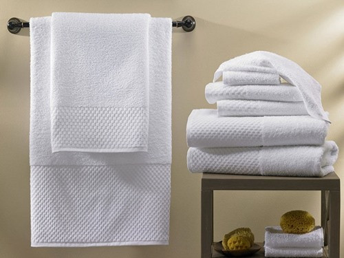 Có tới 80 triệu con vi khuẩn nếu khăn tắm không giặt trong 3 ngày - Hình 2 Co toi 80 trieu con vi khuan neu khan tam khong giat trong 3 ngay-Hinh-2