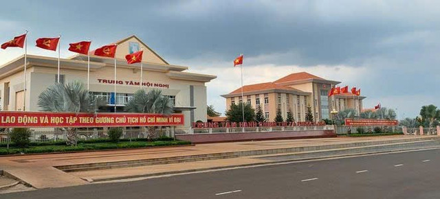 Bình Phước: Liên danh Gia Khang trúng gói thầu xây dựng đường 5,15 tỷ - Hình 2 Binh Phuoc: Lien danh Gia Khang trung goi thau xay dung duong 5,15 ty-Hinh-2