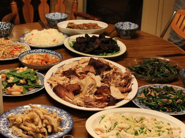 Ăn rau mẹ trồng, 4 con ngộ độc nặng, một người tử vong An rau me trong, 4 con ngo doc nang, mot nguoi tu vong