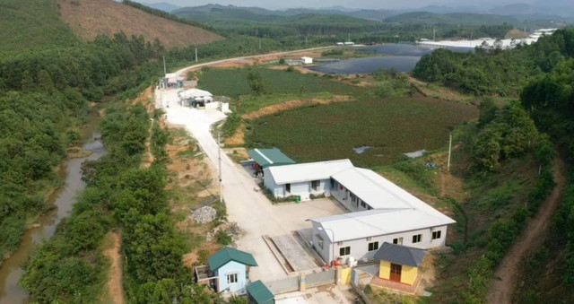 Trang trại nuôi lợn Hòa Phát Bắc Giang xin lỗi dân vì gây ô nhiễm nặng Trang trai nuoi lon Hoa Phat Bac Giang xin loi dan vi gay o nhiem nang