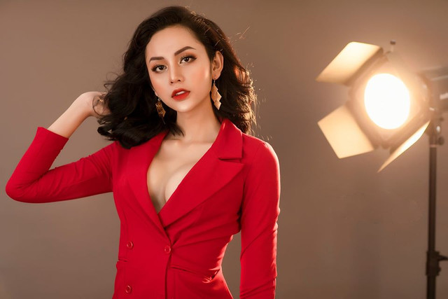 Trải qua nhiều ca phẫu thuật, 'Thánh lô tô' Lương Trung Kiên trở nên nữ tính hơn - Hình 4 Trai qua nhieu ca phau thuat, 'Thanh lo to' Luong Trung Kien tro nen nu tinh hon-Hinh-4