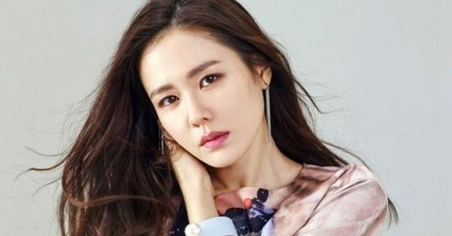 Nàng thơ Son Ye Jin vẫn tươi trẻ dù đã bước sang tuổi 37 - Hình 6 Nang tho Son Ye Jin van tuoi tre du da buoc sang tuoi 37-Hinh-6