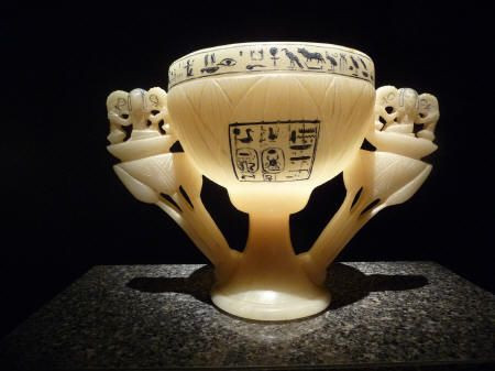 Phát hiện vật lạ khi mở mộ Pharaoh Tutankhamun - Hình 4 Phat hien vat la khi mo mo Pharaoh Tutankhamun-Hinh-4