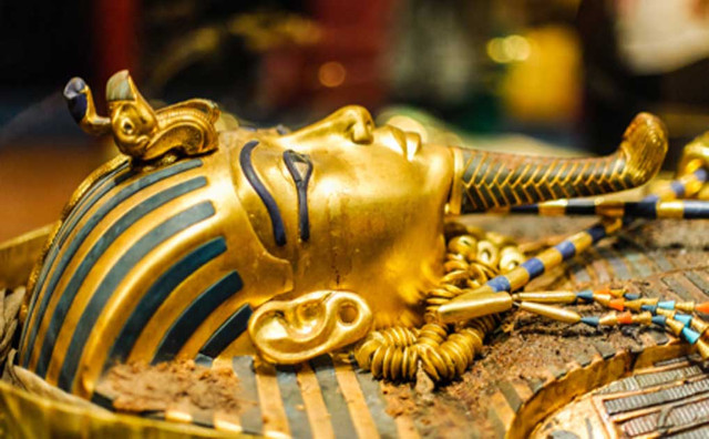 Phát hiện vật lạ khi mở mộ Pharaoh Tutankhamun - Hình 10 Phat hien vat la khi mo mo Pharaoh Tutankhamun-Hinh-10
