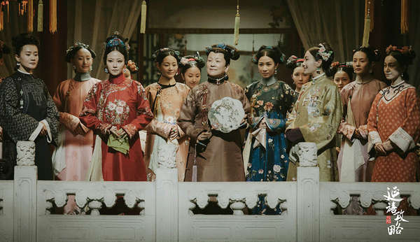 Khi hoàng đế thị tẩm, bao nhiêu cung nữ đợi bên ngoài? - Hình 8 Khi hoang de thi tam, bao nhieu cung nu doi ben ngoai?-Hinh-8