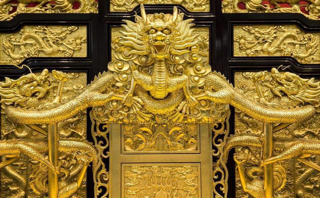 Hé lộ bí ẩn ghế rồng vương giả trong Tử Cấm Thành - Hình 3 He lo bi an ghe rong vuong gia trong Tu Cam Thanh-Hinh-3