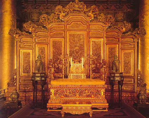 Hé lộ bí ẩn ghế rồng vương giả trong Tử Cấm Thành - Hình 6 He lo bi an ghe rong vuong gia trong Tu Cam Thanh-Hinh-6