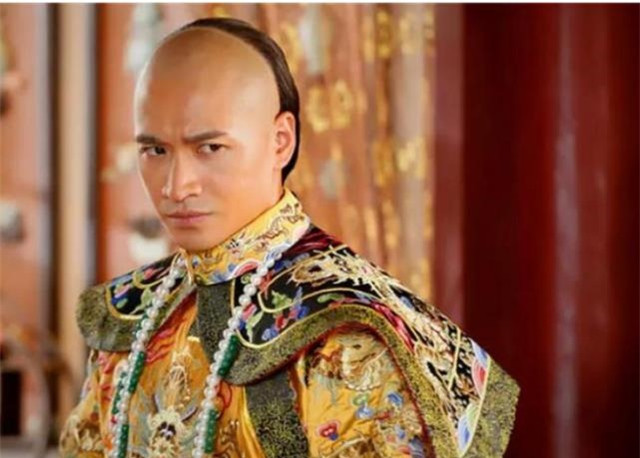 Long bào của hoàng đế Trung Quốc được làm sạch như nào? - Hình 6 Long bao cua hoang de Trung Quoc duoc lam sach nhu nao?-Hinh-6