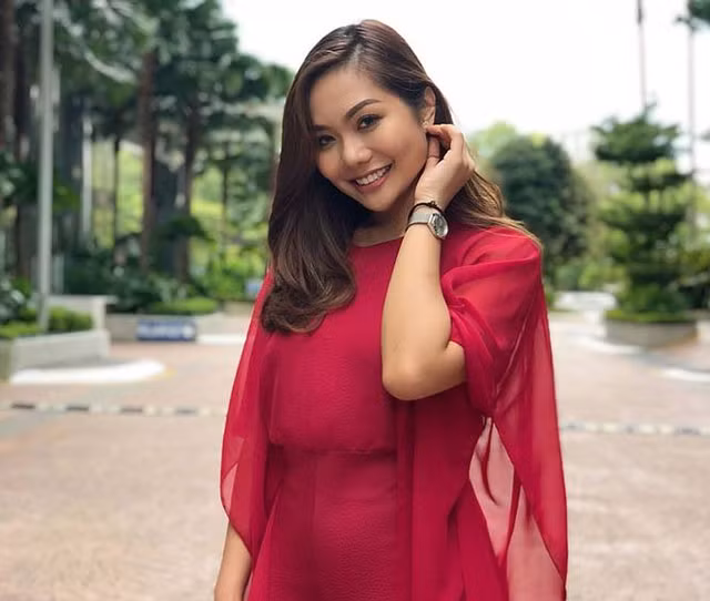 Gu thoi trang sanh dieu cua ban gai cau thu 