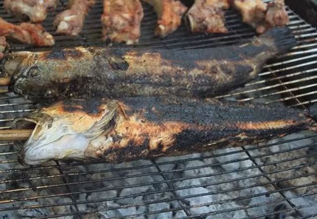 Di du lich Khanh Hoa nen an nhung dac san hap dan nay-Hinh-4