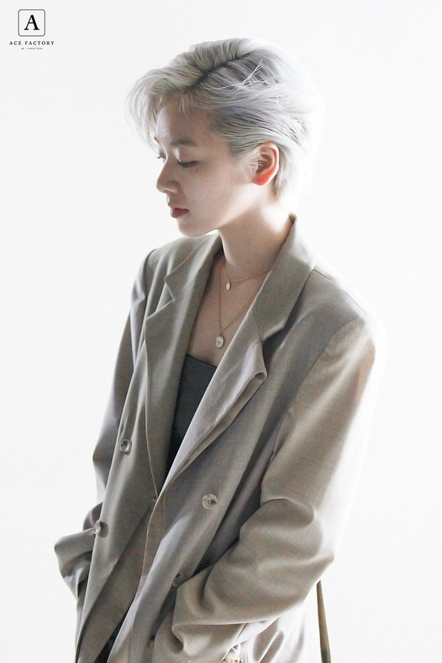 Mê mẩn vẻ đẹp phi giới tính của Lee Joo Young trong 'Itaewon Class' - Hình 3 Me man ve dep phi gioi tinh cua Lee Joo Young trong 'Itaewon Class'-Hinh-3