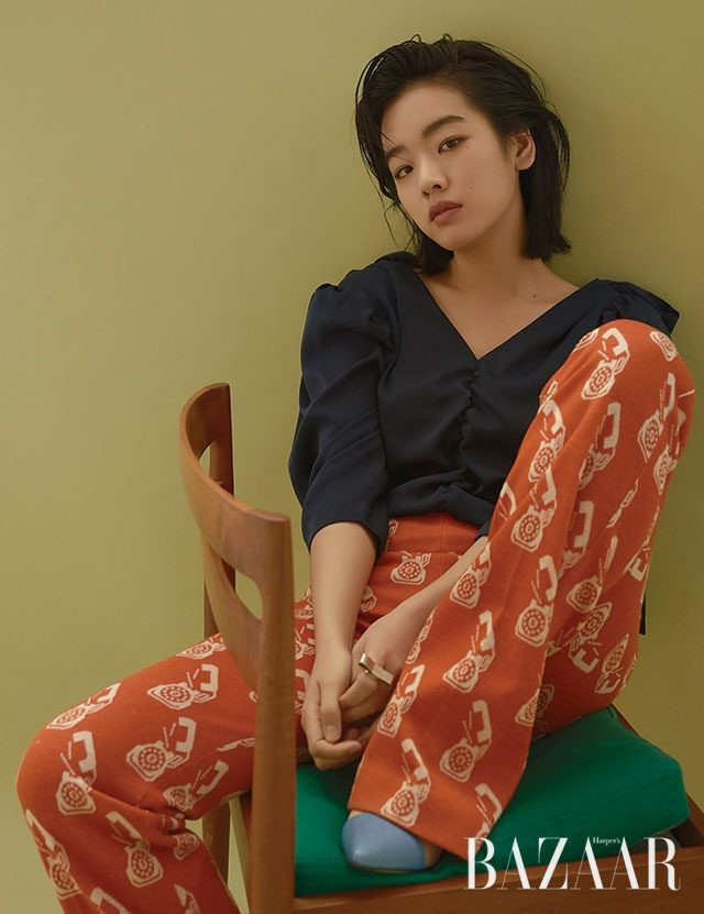Mê mẩn vẻ đẹp phi giới tính của Lee Joo Young trong 'Itaewon Class' - Hình 7 Me man ve dep phi gioi tinh cua Lee Joo Young trong 'Itaewon Class'-Hinh-7