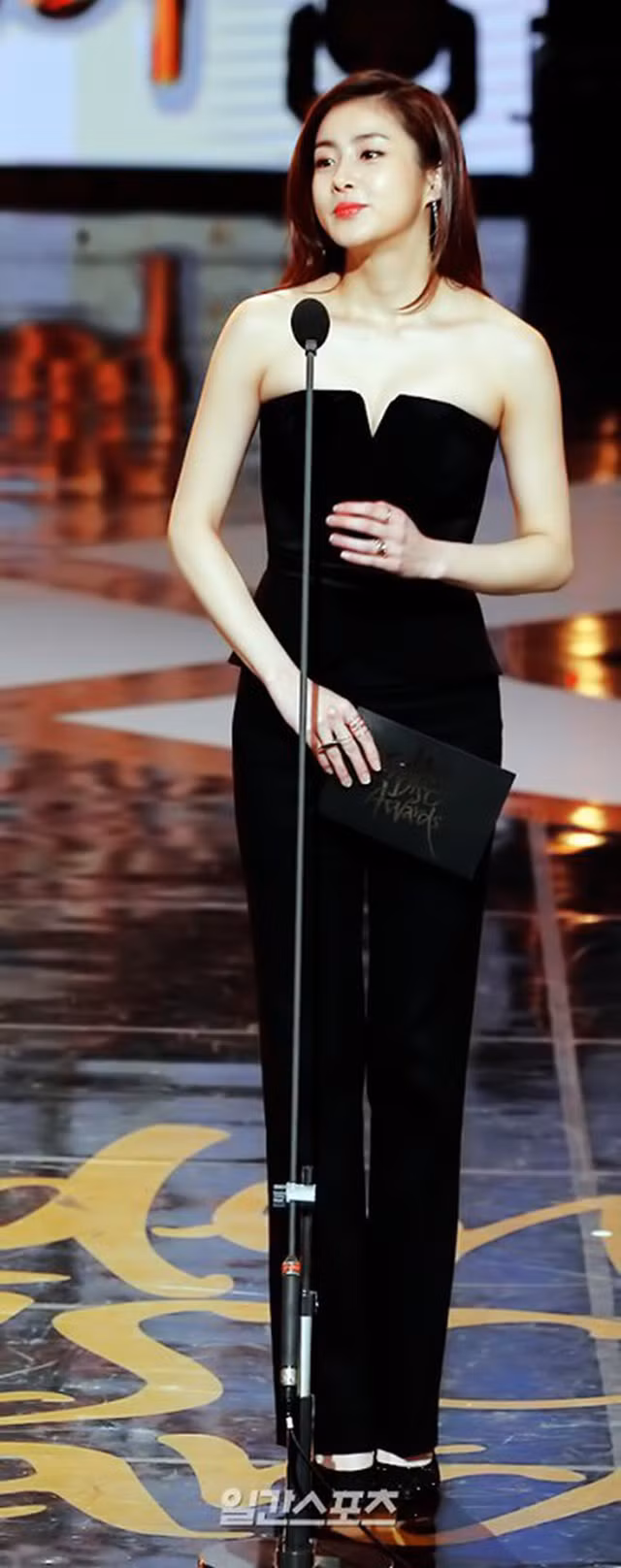 Ve dep nong bong cua Kang Sora, my nhan Hyun Bin cong khai yeu-Hinh-8