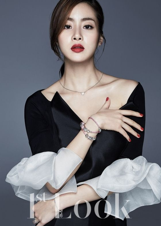 Vẻ đẹp nóng bỏng của Kang Sora, mỹ nhân Hyun Bin công khai yêu - Hình 5 Ve dep nong bong cua Kang Sora, my nhan Hyun Bin cong khai yeu-Hinh-5
