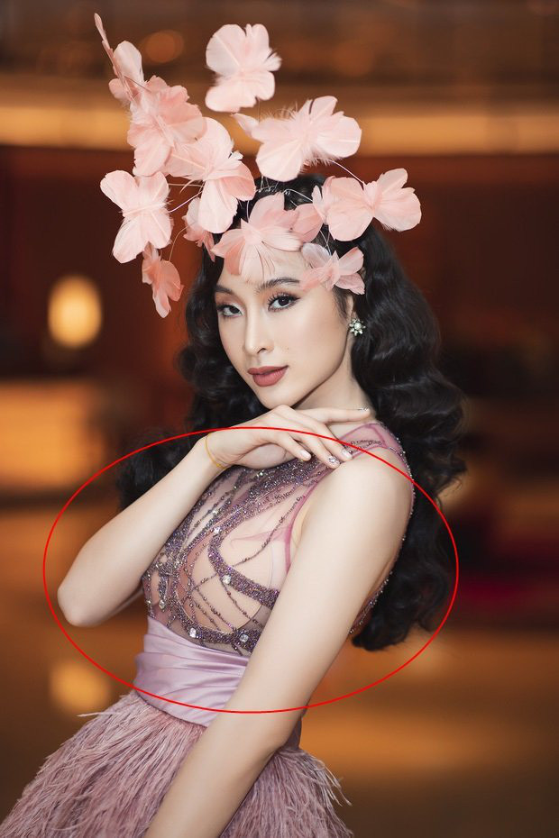 Mỹ nhân Việt diện trang phục xuyên thấu lộ miếng dán ngực - Hình 8 My nhan Viet dien trang phuc xuyen thau lo mieng dan nguc-Hinh-8