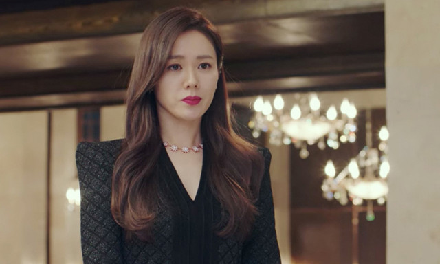 Hút mắt với vẻ đẹp sang chảnh của nữ chính 'Hạ cánh nơi anh' - Hình 2 Hut mat voi ve dep sang chanh cua nu chinh 'Ha canh noi anh'-Hinh-2
