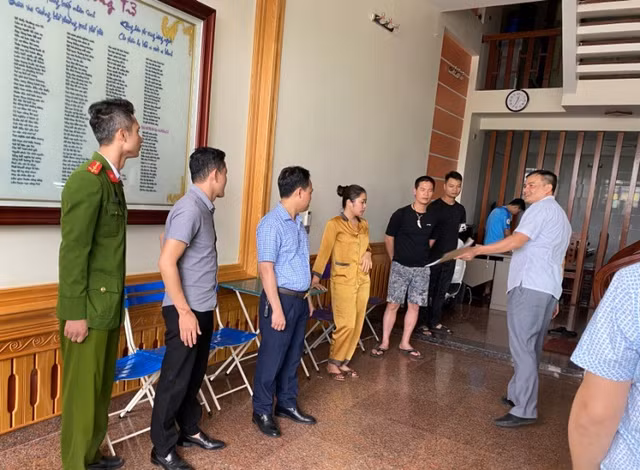 Chan dung giang ho Dat 'ma' vua bi cong an Thanh Hoa bat giam-Hinh-7