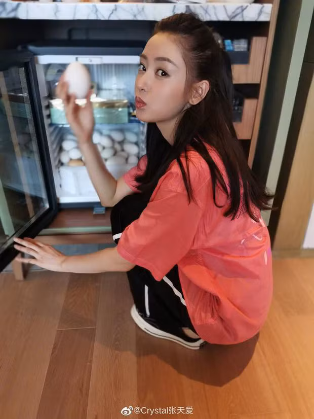 Chi an 2 loai thuc pham nay suot 2 nam, 'Thai tu phi' da giam 18kg de thanh hotgirl-Hinh-8