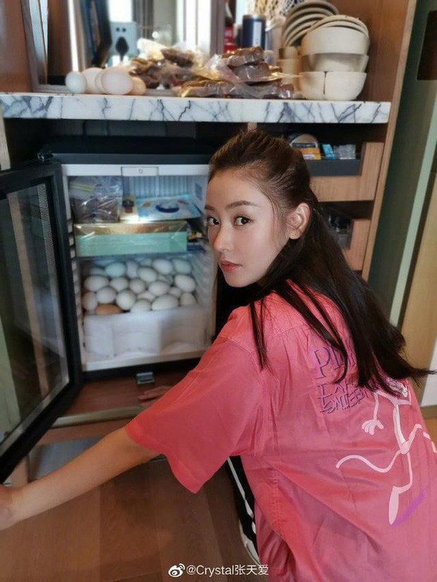 Chỉ ăn 2 loại thực phẩm này suốt 2 năm, 'Thái tử phi' đã giảm 18kg để thành hotgirl - Hình 9 Chi an 2 loai thuc pham nay suot 2 nam, 'Thai tu phi' da giam 18kg de thanh hotgirl-Hinh-9