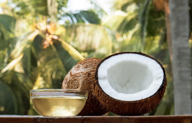 Tóc bị gàu làm sao loại bỏ: 9 công thức sạch gàu siêu hay bạn nên thử tại nhà - Hình 2 Toc bi gau lam sao loai bo: 9 cong thuc sach gau sieu hay ban nen thu tai nha-Hinh-2