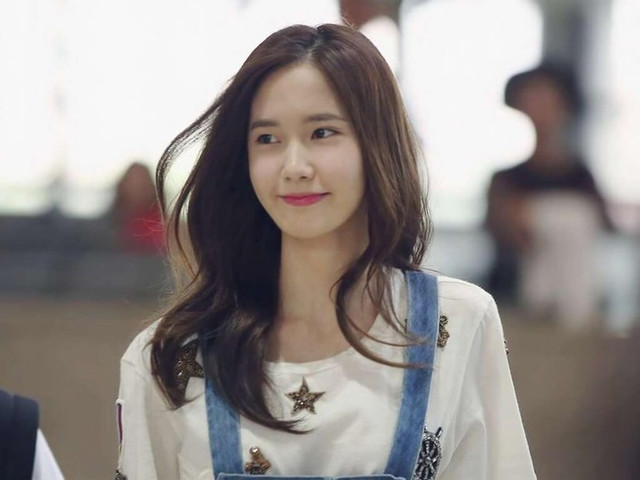 Học kinh nghiệm để có làn da căng mịn mướt mát của nữ thần Yoona - Hình 9 Hoc kinh nghiem de co lan da cang min muot mat cua nu than Yoona-Hinh-9