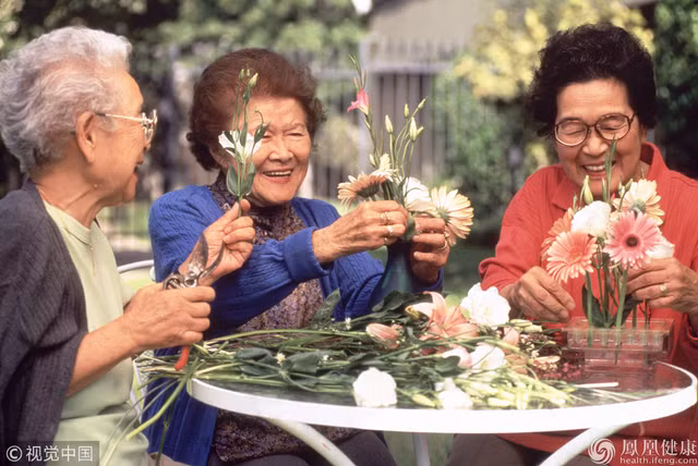 6 nhom nguoi ma te bao ung thu khong muon tan cong-Hinh-3