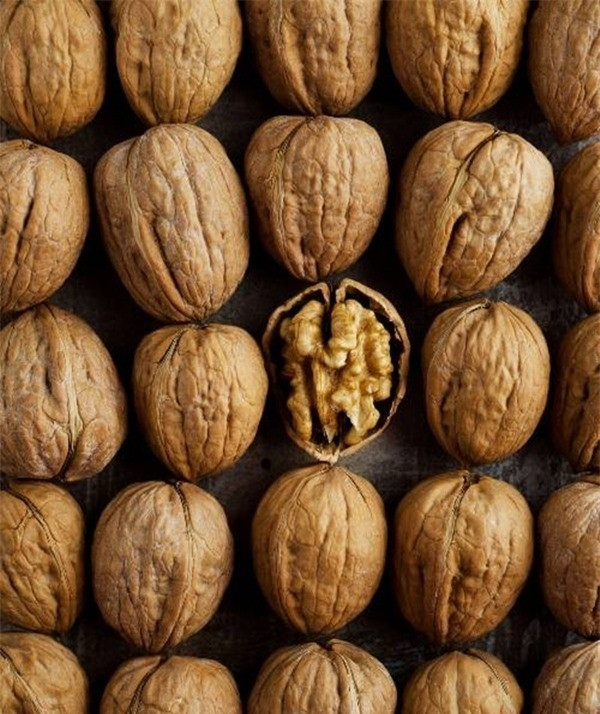 Chị em lưu ý những thực phẩm giúp da mướt mịn, tươi trẻ này - Hình 2 Chi em luu y nhung thuc pham giup da muot min, tuoi tre nay-Hinh-2