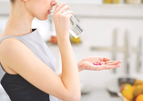 Thuoc lam trang da co the gay suy than, nhiem doc mau