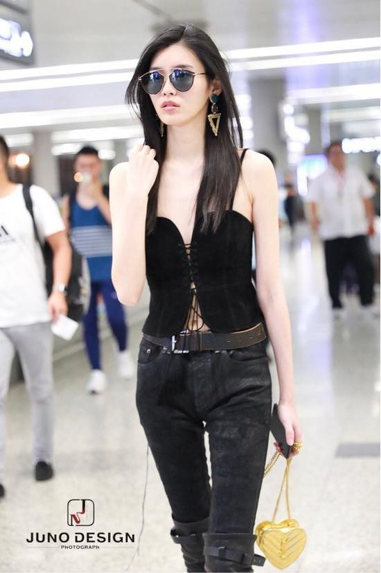 Ngắm nhan sắc người mẫu vừa được bố chồng thưởng 300 tỷ khi sinh con trai - Hình 10 Ngam nhan sac nguoi mau vua duoc bo chong thuong 300 ty khi sinh con trai-Hinh-10