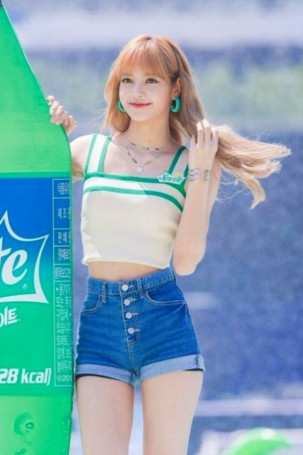 6 bài tập giúp chị em sở hữu vòng eo con kiến như Lisa Black Pink 6 bai tap giup chi em so huu vong eo con kien nhu Lisa Black Pink