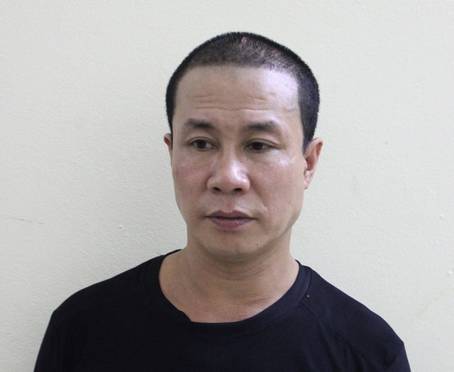 Hải Phòng: Đi tìm người để dằn mặt, bị chém đứt lìa bàn tay trái Hai Phong: Di tim nguoi de dan mat, bi chem dut lia ban tay trai