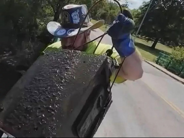 Cặp vợ chồng người Mỹ đã vô tình tìm thấy "kho báu" khi câu cá - Hình 5 Cap vo chong nguoi My da vo tinh tim thay