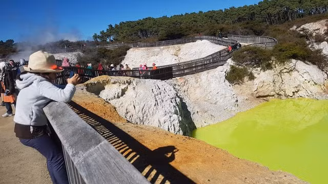 Can canh 'phong tam cua quy' duoc hinh thanh cach day 230.000 nam-Hinh-8