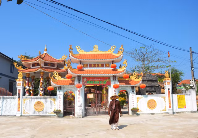 Dan buc xuc du an lo mo heo sat khu dan cu-Hinh-2