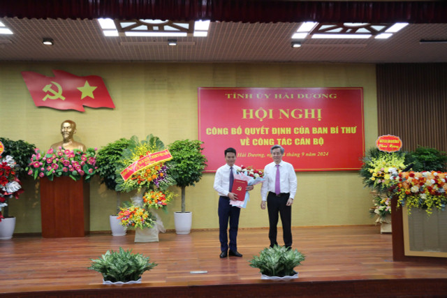 Thiếu tướng Lê Ngọc Châu được điều động giữ chức Phó Bí thư tỉnh Hải Dương Thieu tuong Le Ngoc Chau duoc dieu dong giu chuc Pho Bi thu tinh Hai Duong