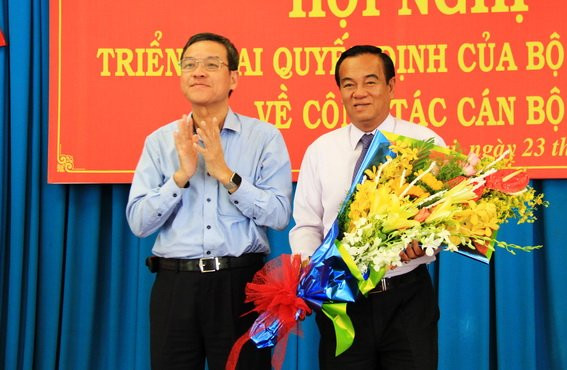 Đường tiến thân của 2 cựu lãnh đạo tỉnh Đồng Nai vừa bị bắt vì tội nhận hối lộ Duong tien than cua 2 cuu lanh dao tinh Dong Nai vua bi bat vi toi nhan hoi lo