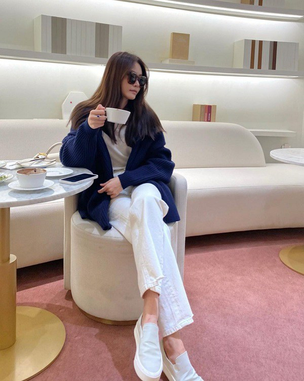 Hotgirl Hàn diện đồ đơn giản mà sành điệu - Hình 4 Hotgirl Han dien do don gian ma sanh dieu-Hinh-4