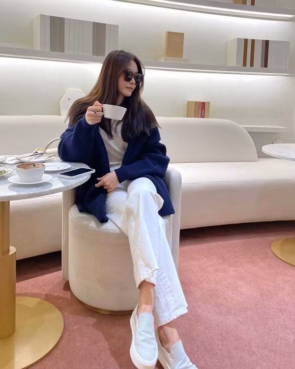 Hotgirl Hàn diện đồ đơn giản mà sành điệu - Hình 4 Hotgirl Han dien do don gian ma sanh dieu-Hinh-4