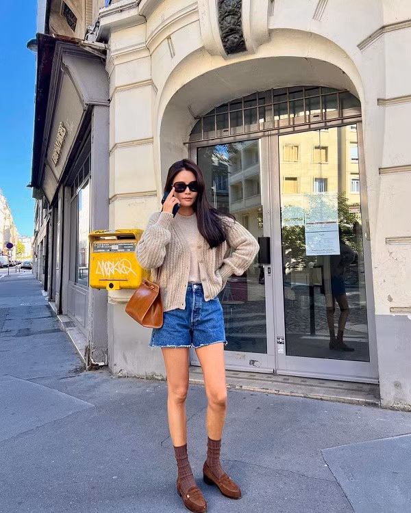 Hotgirl Hàn diện đồ đơn giản mà sành điệu - Hình 2 Hotgirl Han dien do don gian ma sanh dieu-Hinh-2