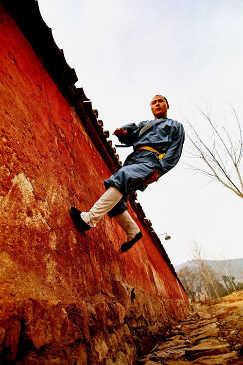 Tận mắt chứng kiến tuyệt kỹ khinh công của Thiếu Lâm Tự - Hình 8 Tan mat chung kien tuyet ky khinh cong cua Thieu Lam Tu-Hinh-8