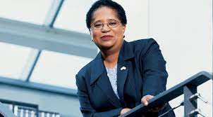 Điều ít biết về những nhà khoa học da màu nổi tiếng thế giới - Hình 7 Dieu it biet ve nhung nha khoa hoc da mau noi tieng the gioi-Hinh-7