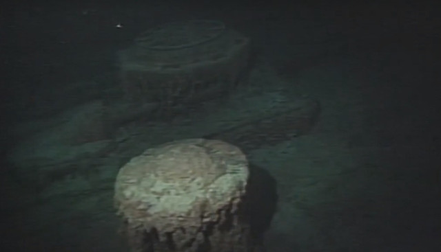 Chấn động ảnh lần đầu công bố về xác tàu Titanic - Hình 8 Chan dong anh lan dau cong bo ve xac tau Titanic-Hinh-8