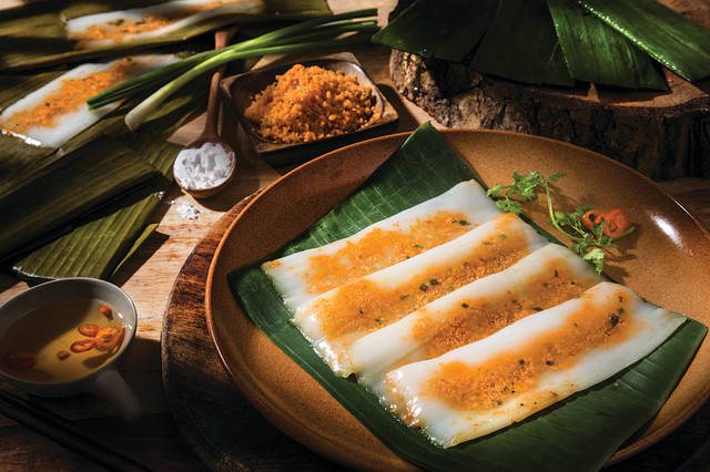 Đến Huế thưởng thức món bánh nậm dân dã và cực hấp dẫn Den Hue thuong thuc mon banh nam dan da va cuc hap dan