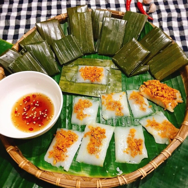 Đến Huế thưởng thức món bánh nậm dân dã và cực hấp dẫn - Hình 2 Den Hue thuong thuc mon banh nam dan da va cuc hap dan-Hinh-2