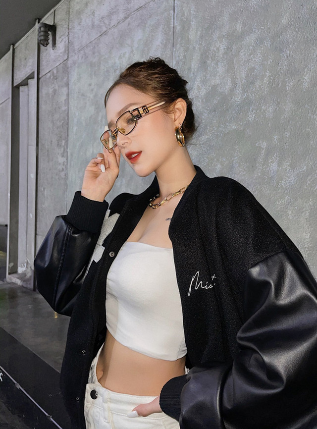 Hot girl Xoai Non dien trang phuc cuc sexy-Hinh-4